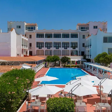 Hotel International
