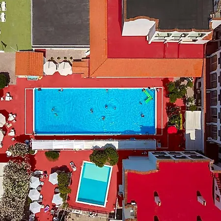 Hotel International 3*