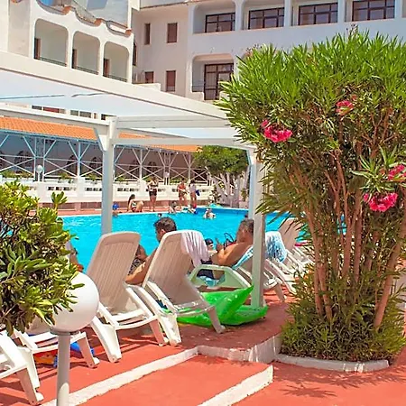 Hotel International